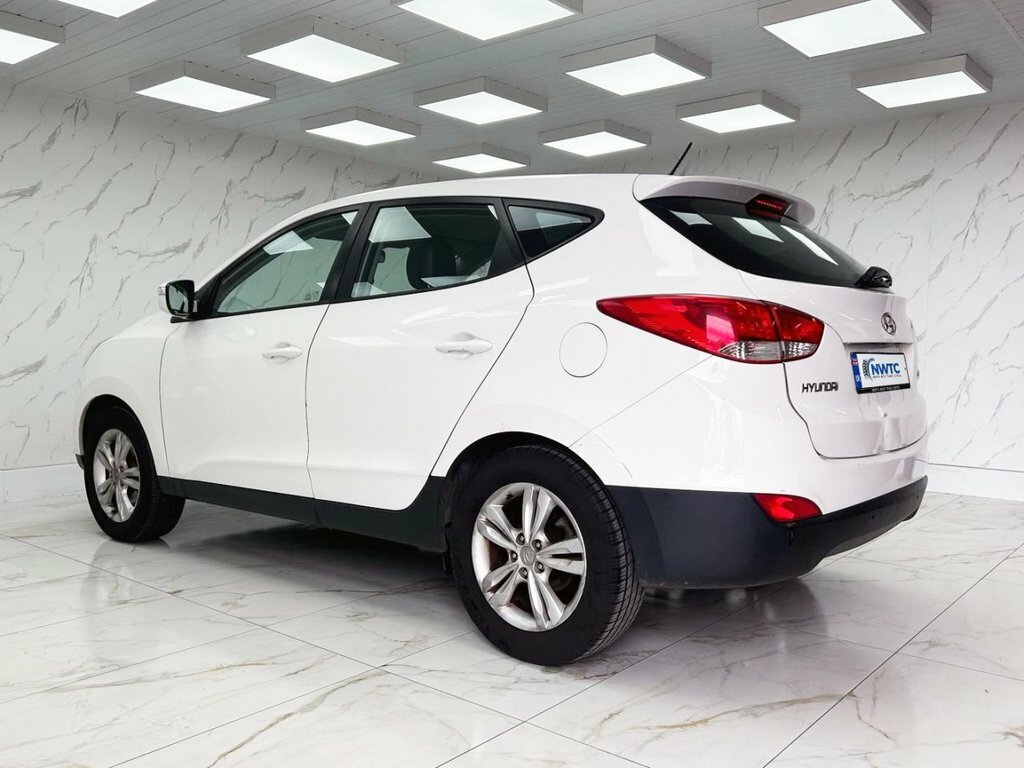 Hyundai Ix35 1.6L Style White #6