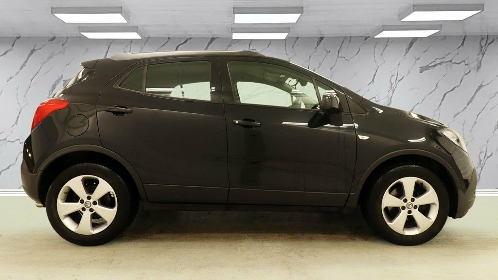 Vauxhall Mokka 1.6L Tech Line YH16WZK Black #4