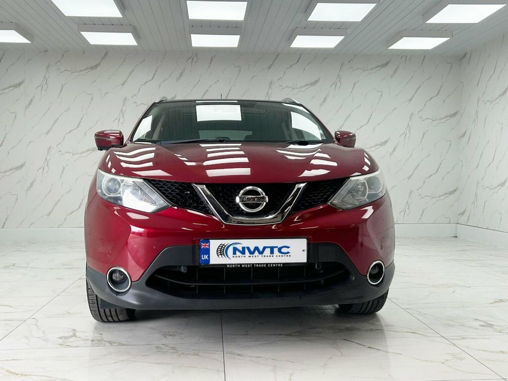 Nissan Qashqai 1.2L N-connecta SN66VLP Red #3