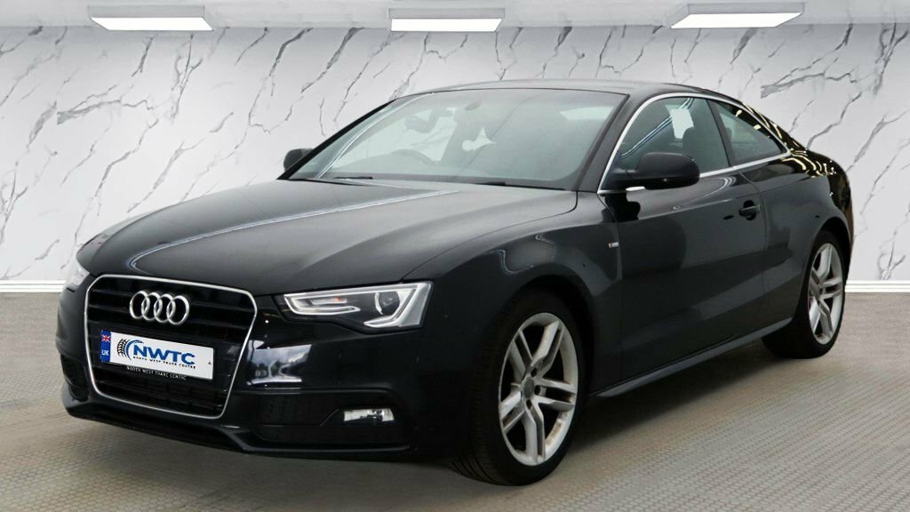 Audi A5 2L S Line Black #2