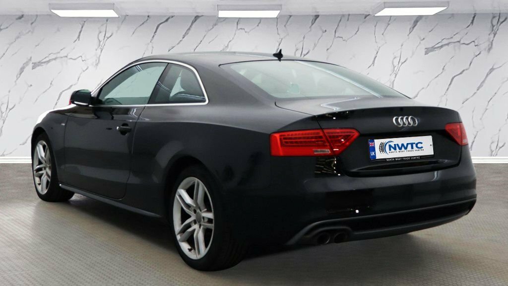 Audi A5 2L S Line Black #3