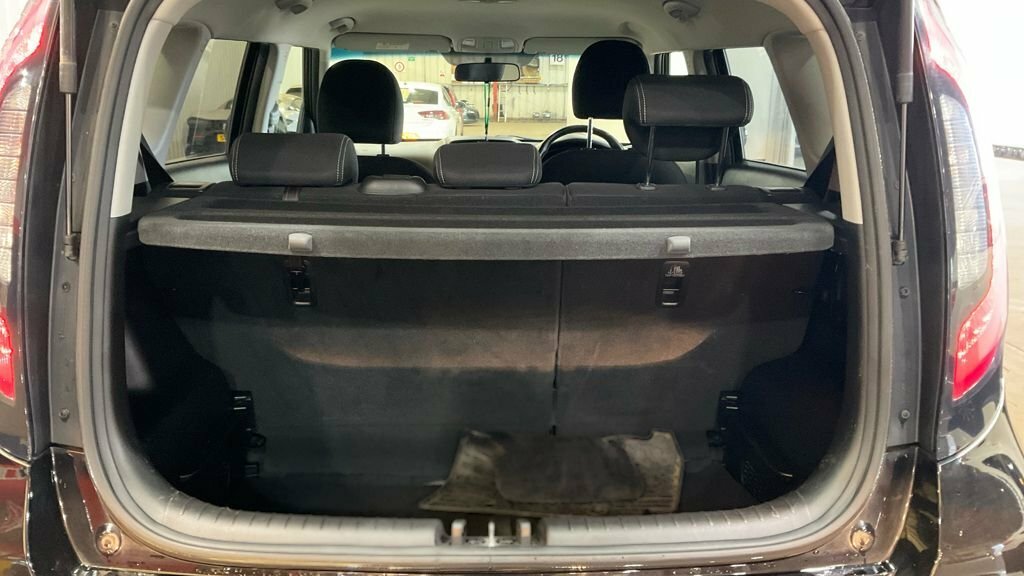 Kia Soul 1.6 Crdi 3 Red #11