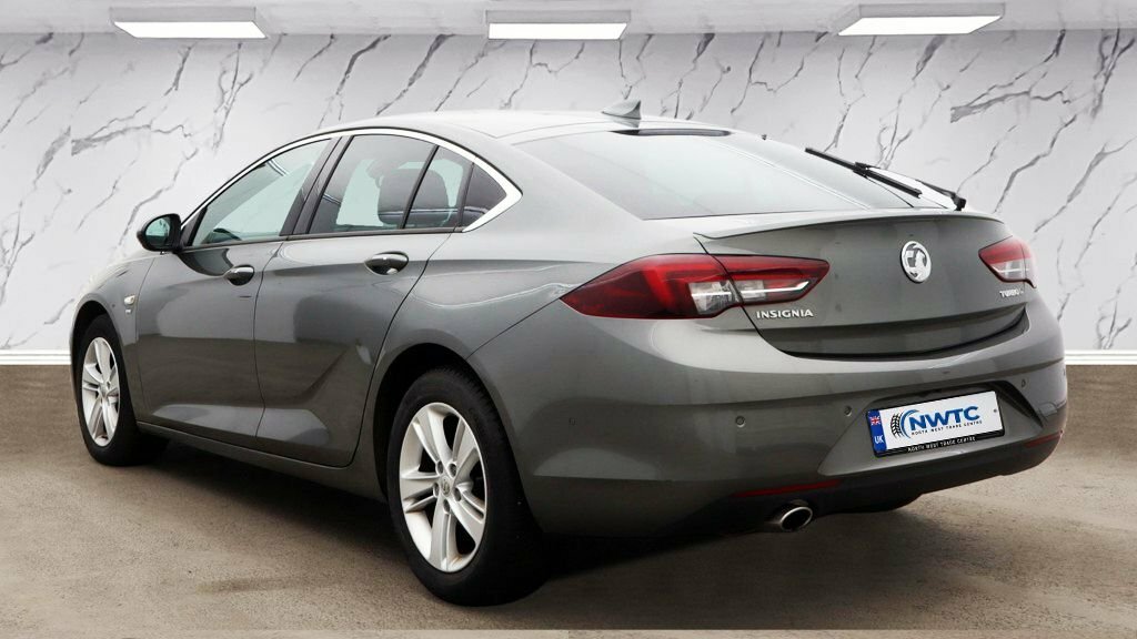 Vauxhall Insignia 2L Sri Nav Grey #3