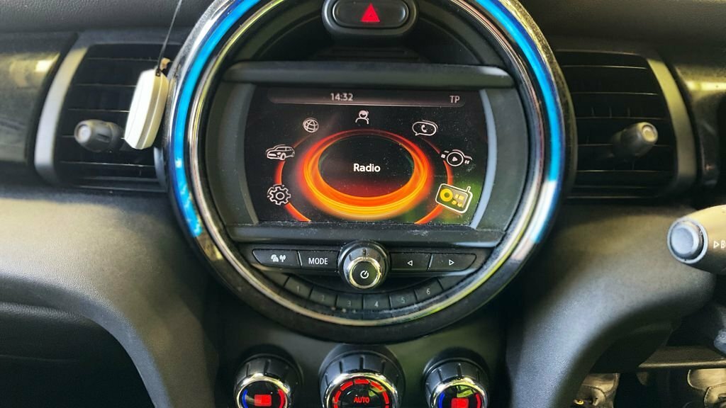 Mini Hatch 1.5L Cooper EGZ6632 Silver #5