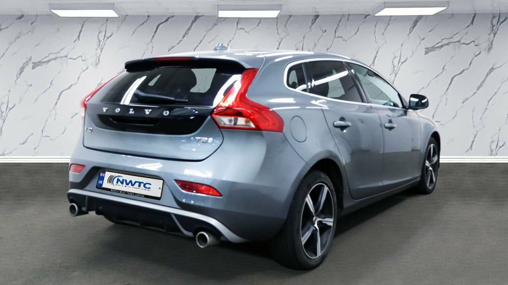 Volvo V40 2L R-design Edition Grey #4