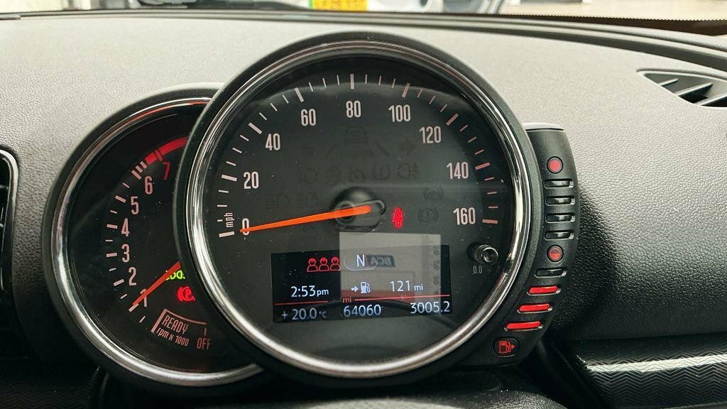 Mini Clubman Cooper Red #8