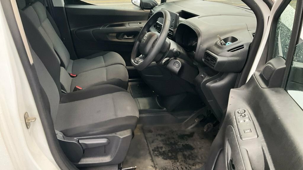 Citroen Berlingo 1.5L Worker M White #6