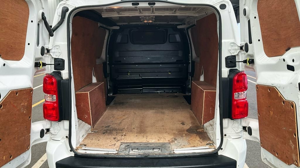 Vauxhall Vivaro 2700 1.5D 100Ps Edition H1 Van Grey #11