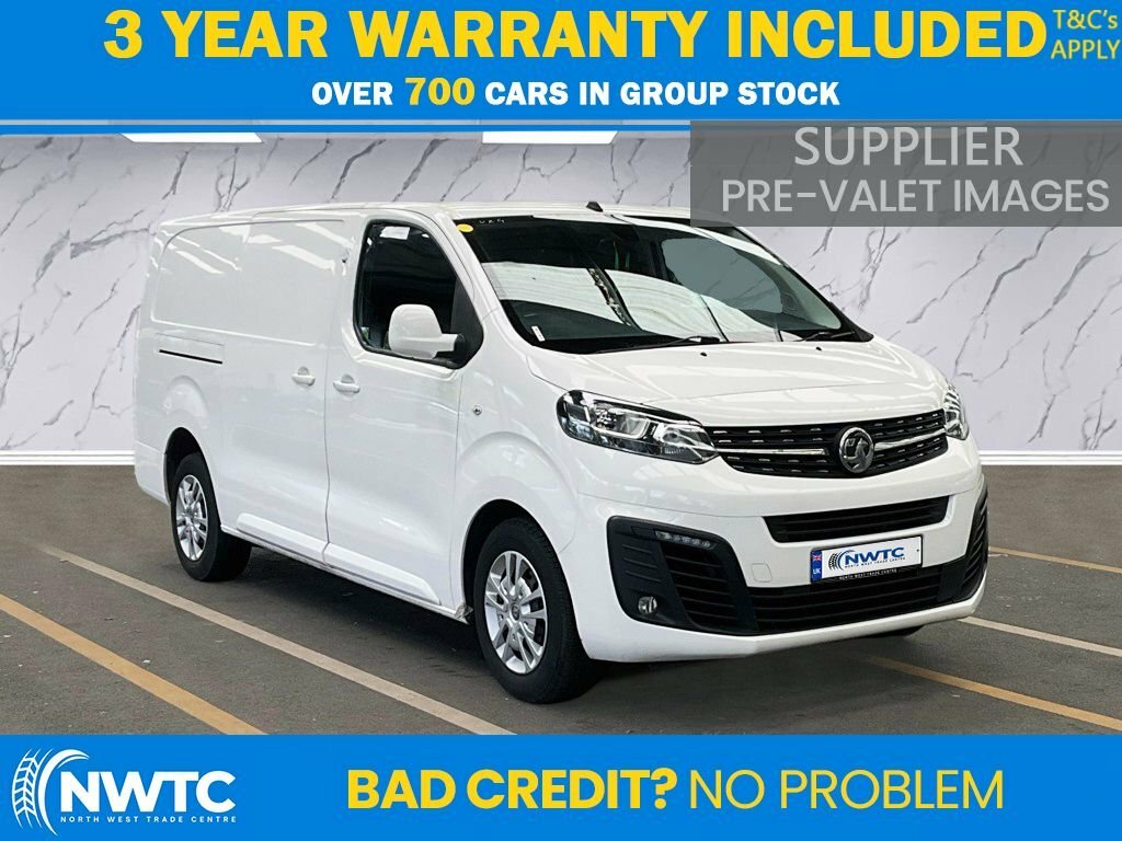 Vauxhall Vivaro 1.5L Sportive White