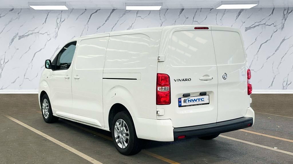 Vauxhall Vivaro 1.5L Sportive White #3