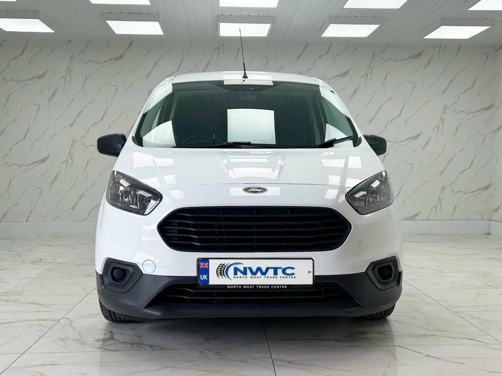 Ford Transit Courier 1L Leader MT22JCV White #3