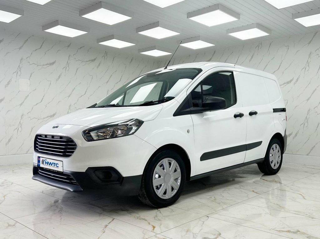 Ford Transit Courier 1L Leader MT22JCV White #5