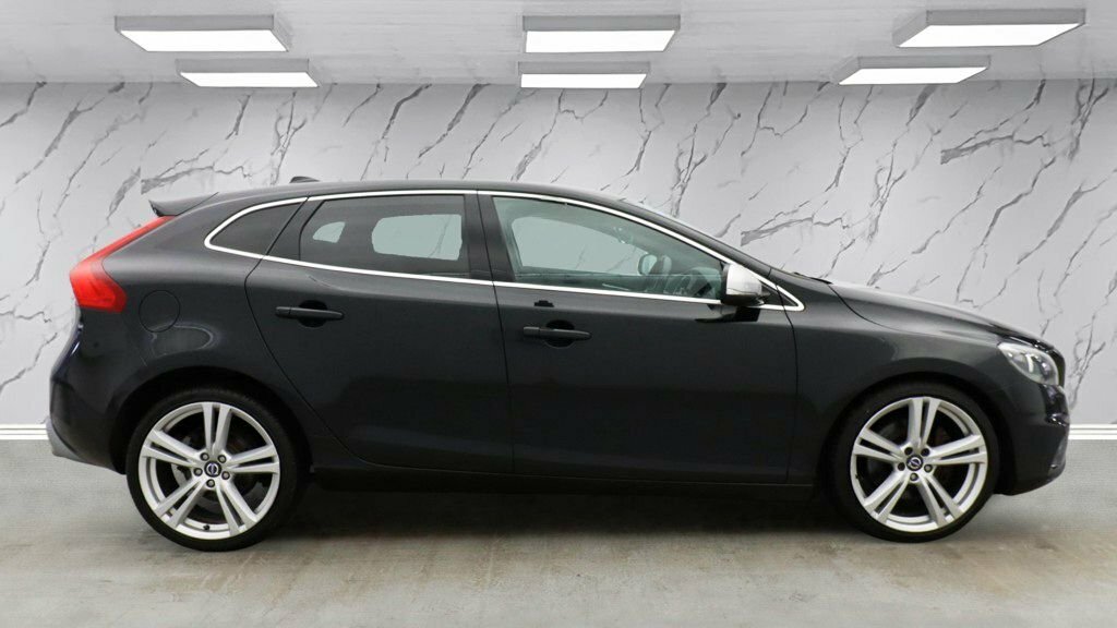 Volvo V40 2L R-design Nav Black #5