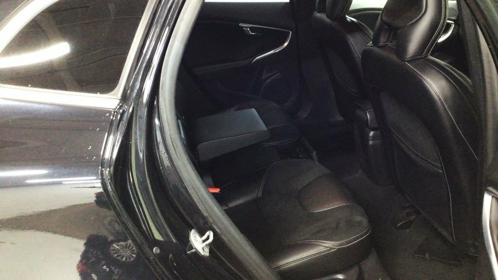 Volvo V40 2L R-design Lux Nav White #10