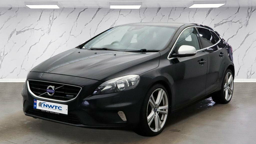 Volvo V40 2L R-design Nav Black #2