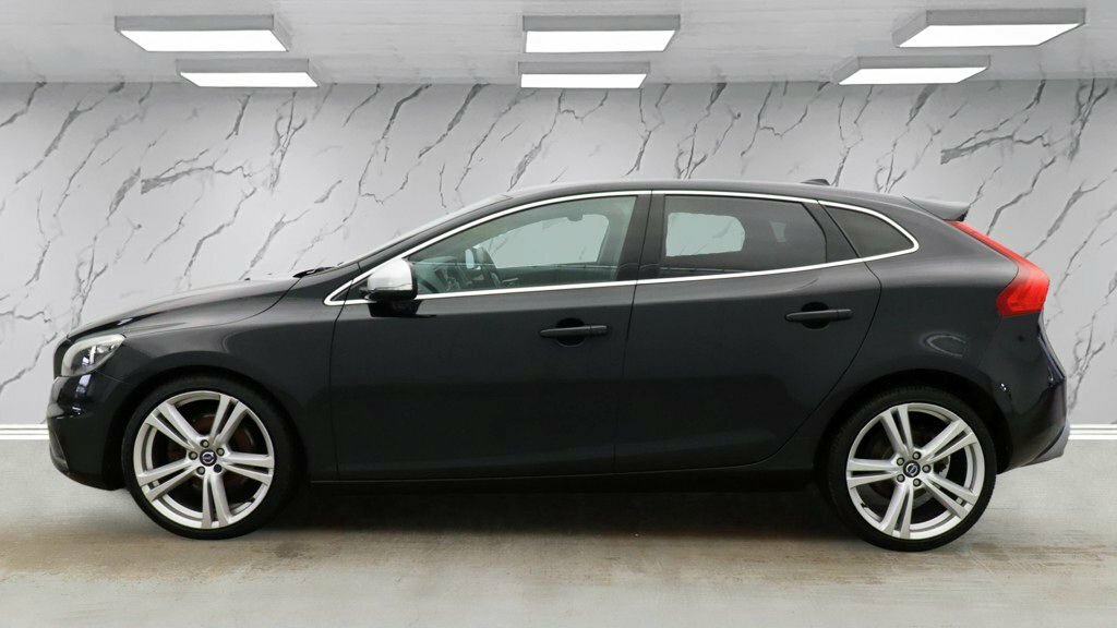 Volvo V40 2L R-design Nav Black #6