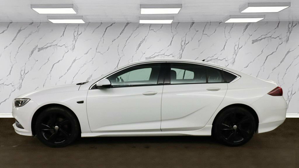 Vauxhall Insignia 1.5L Sri Vx Line Nav White #6