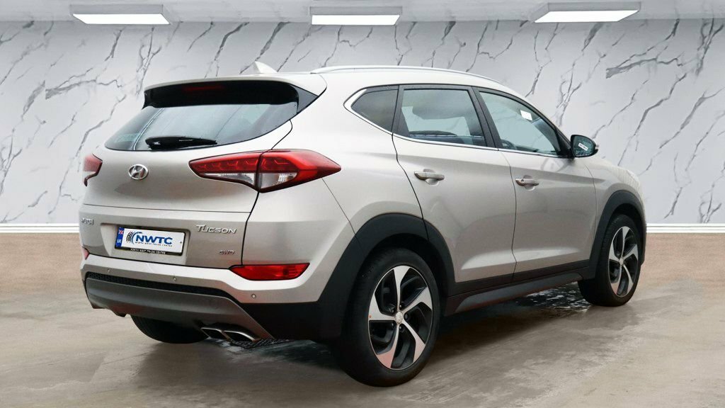 Hyundai Tucson 2L Premium MA16XLL White #4