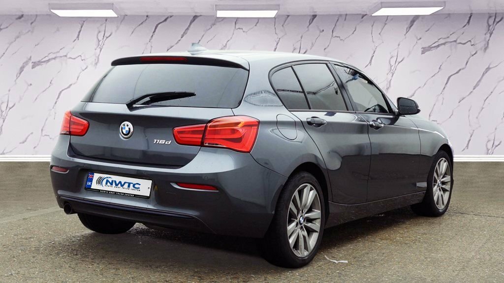 BMW 1 Series 1.5L Sport DA19OEV Grey #4
