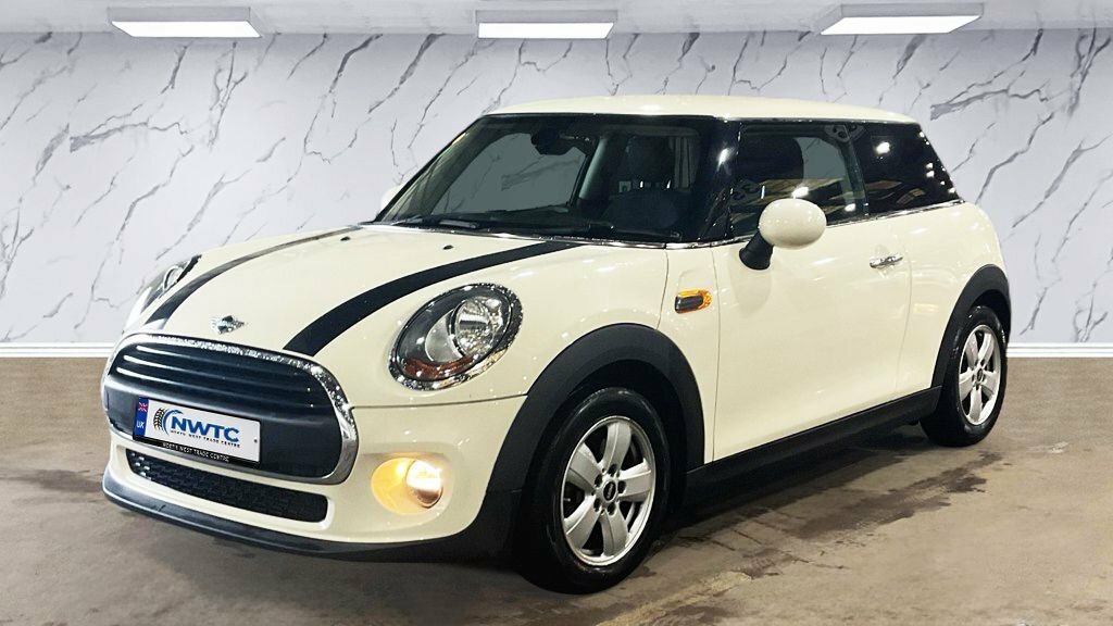 Mini Hatch 1.2L One White #2