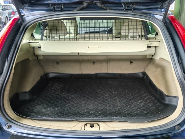 Volvo V60 Se 2.0 161Bhp Silver #9