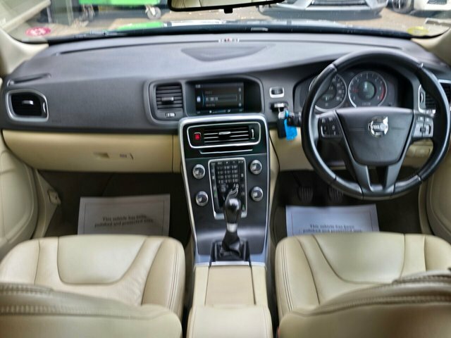Volvo V60 Se 2.0 161Bhp Silver #23