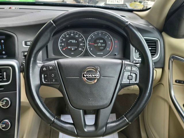 Volvo V60 Se 2.0 161Bhp Silver #24