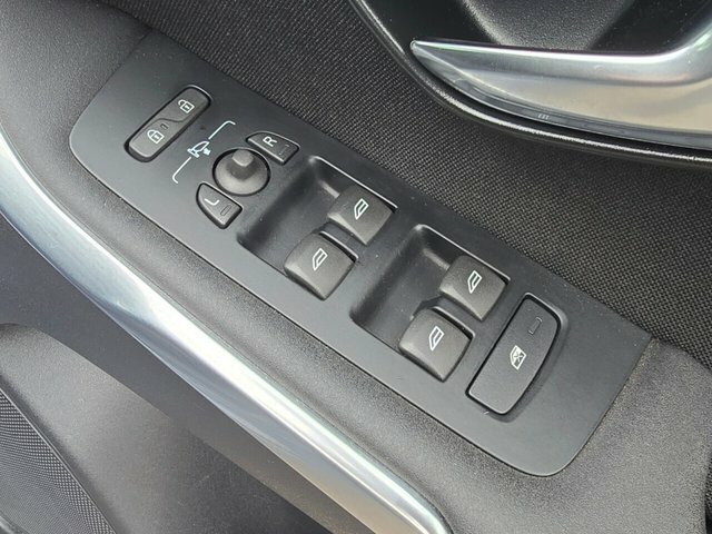 Volvo V40 2.0 D2 Inscription Silver #24
