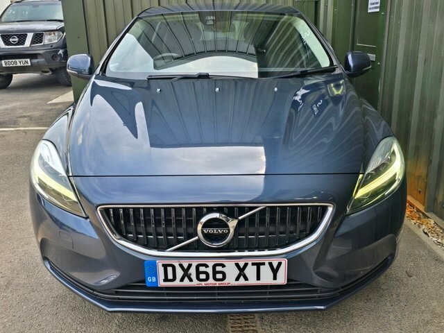 Volvo V40 2.0 D2 Momentum Hatchback Euro 6 Blue #5