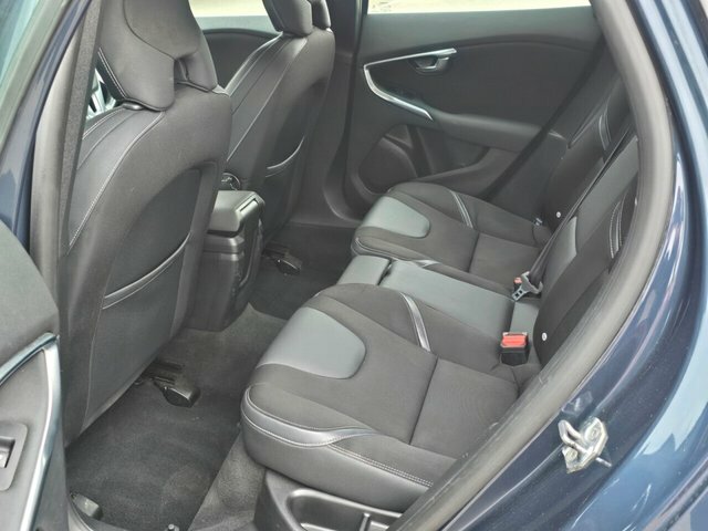 Volvo V40 2.0 D2 Inscription Silver #20