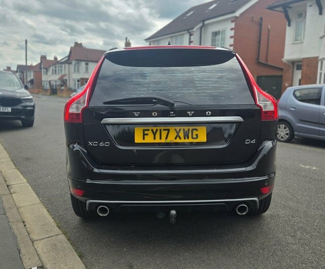 Volvo XC60 2.0 D4 R-design Nav Suv Euro 6 S Black #5