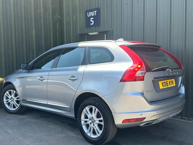 Volvo XC60 2.4 D4 Se Lux Nav Suv Awd Euro 6 VO16KYK Silver #2
