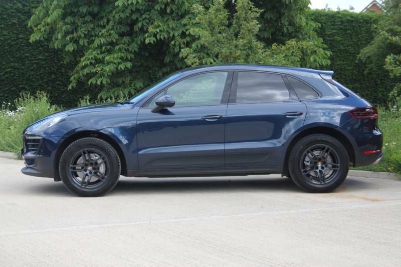Porsche Macan Macan S D White #12