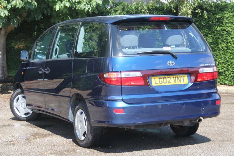 Toyota Previa 2.0 D-4d Gls Silver #16