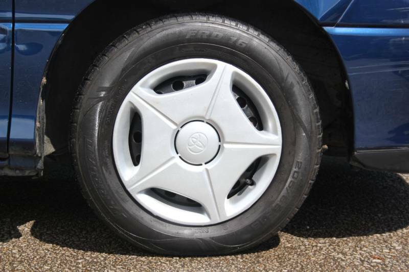 Toyota Previa 2.0 D-4d Gls Silver #13