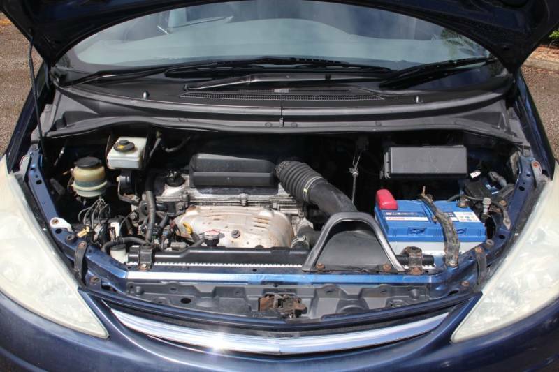 Toyota Previa 2.0 D-4d Gls Silver #12