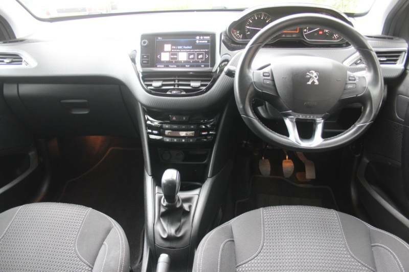 Peugeot 208 1.2 Puretech 82 Tech Edition Start Stop Grey #2