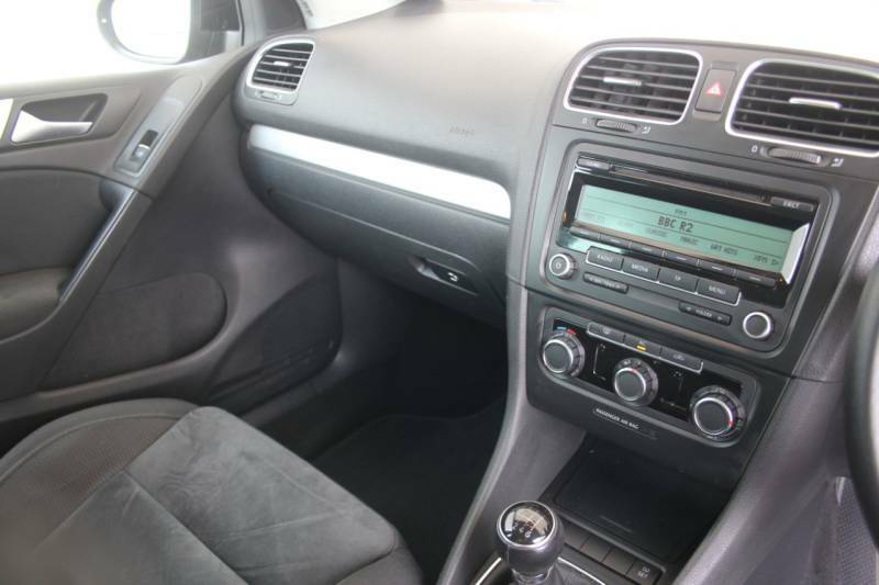 Volkswagen Golf 1.4 Tsi 160 Gt Black #4