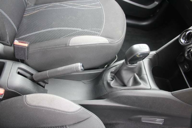 Peugeot 208 1.2 Vti Active Silver #6