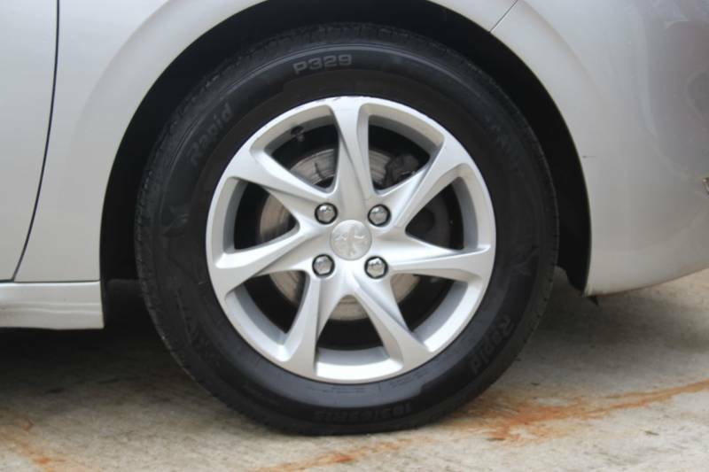 Peugeot 208 208 Active Grey #13