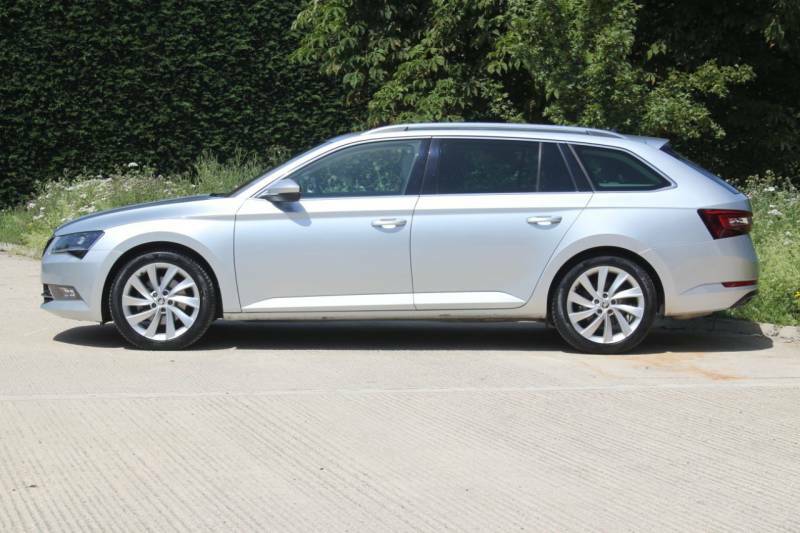 Skoda Superb Hatch Se Technology 1.5 Tsi 150 Ps 6G Man Grey #14