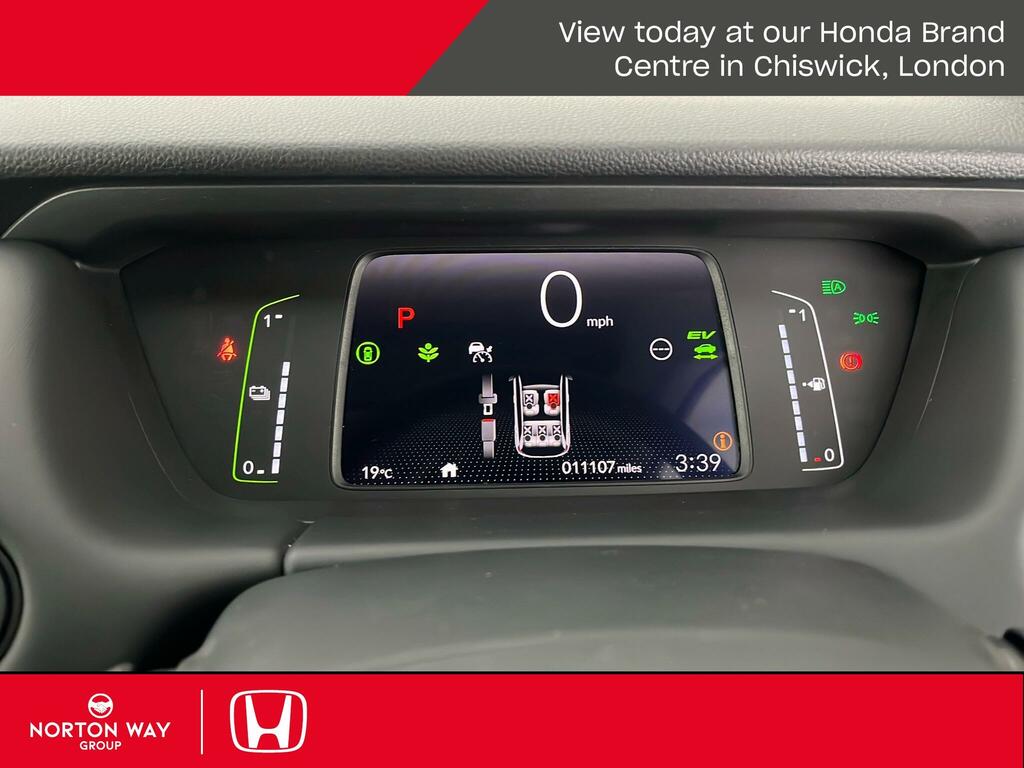 Honda Jazz Sr White #22