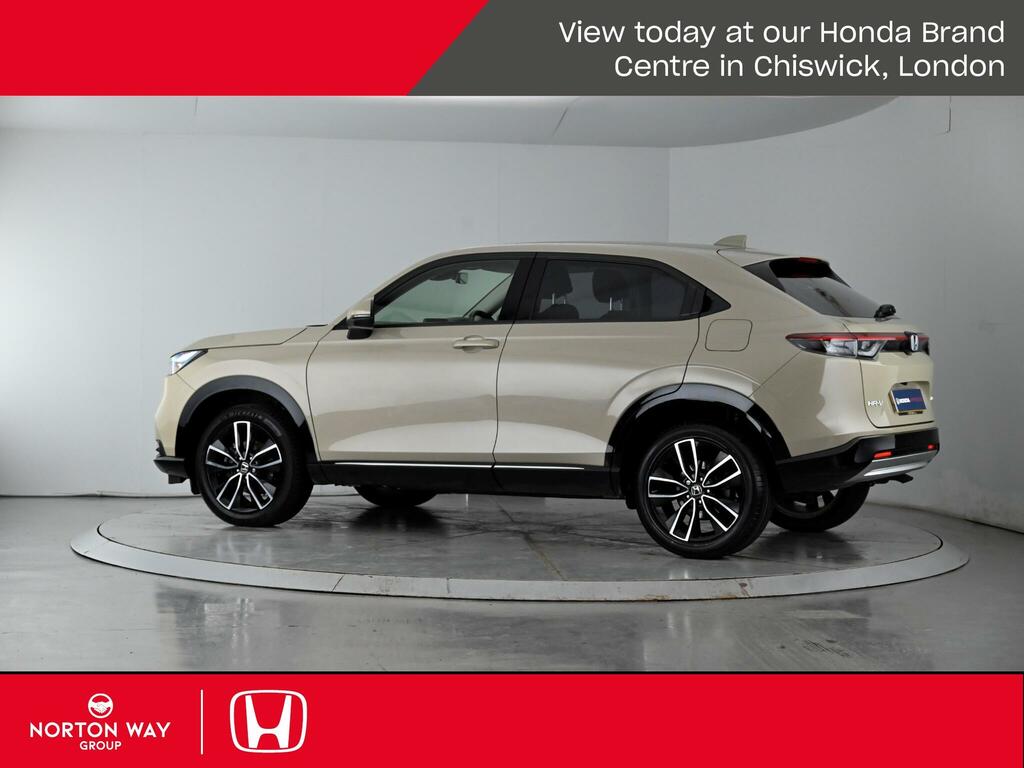 Honda Hr-V Advance White #17