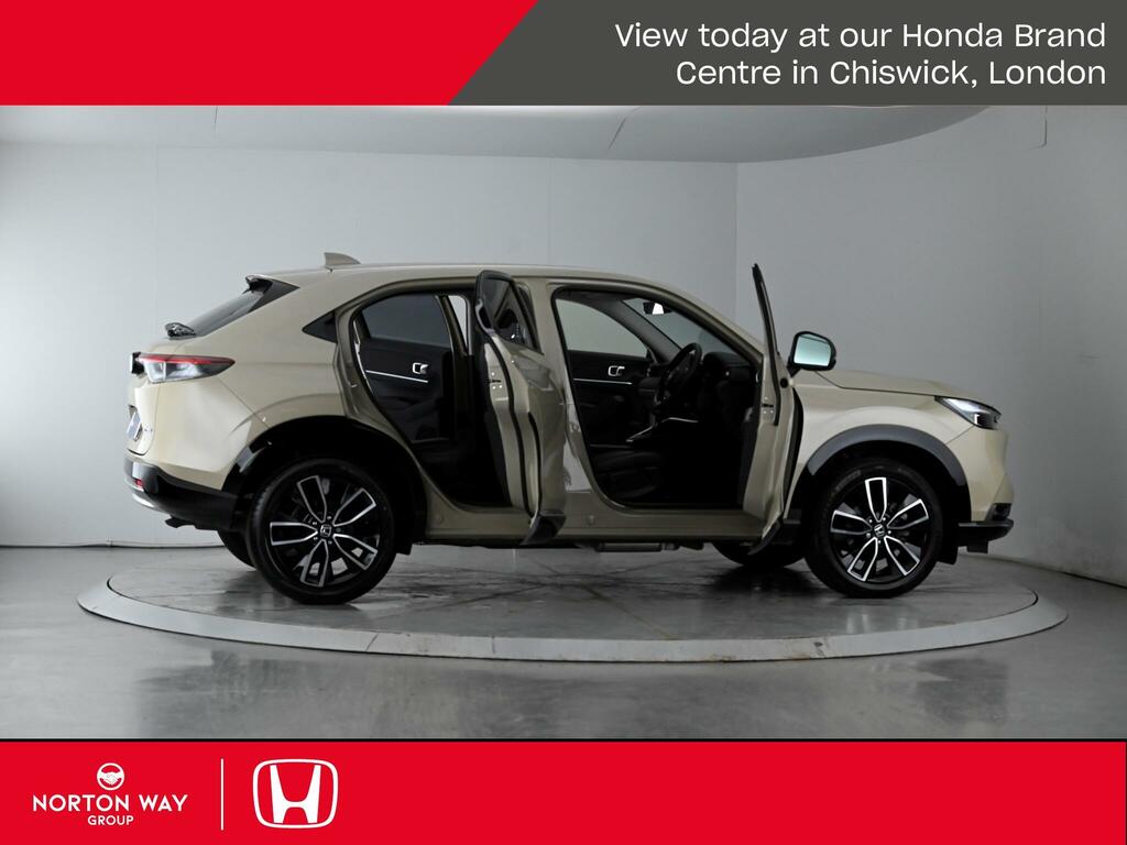 Honda Hr-V Advance White #45
