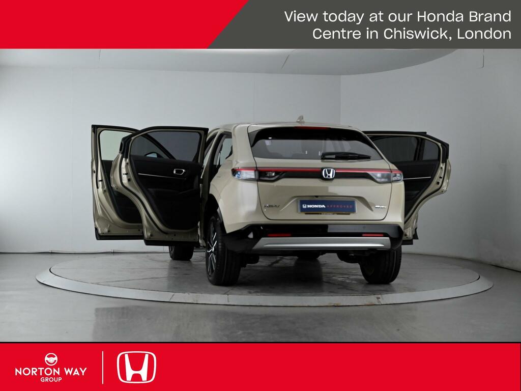 Honda Hr-V Advance White #38