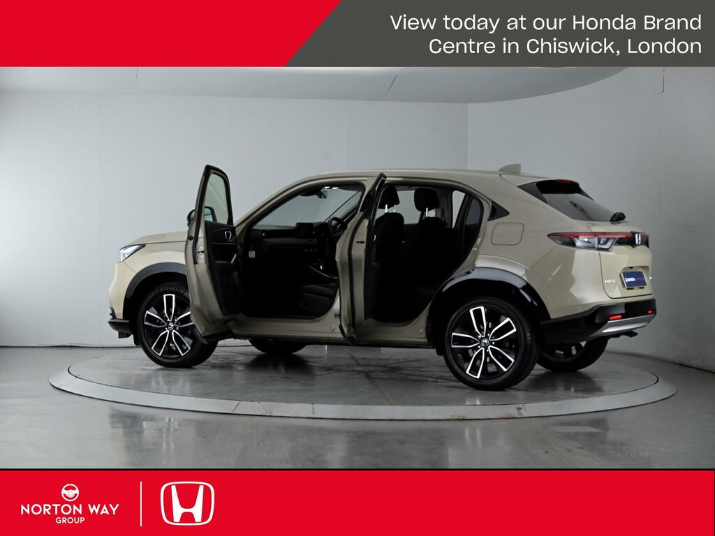 Honda Hr-V Advance White #36