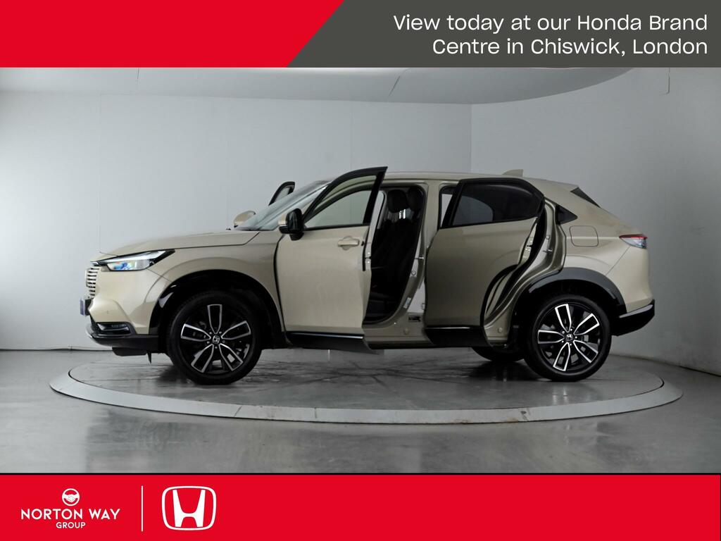 Honda Hr-V Advance White #35