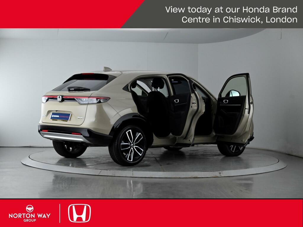 Honda Hr-V Advance White #42