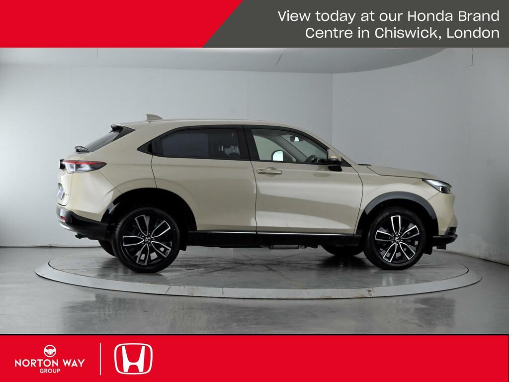 Honda Hr-V Advance White #29