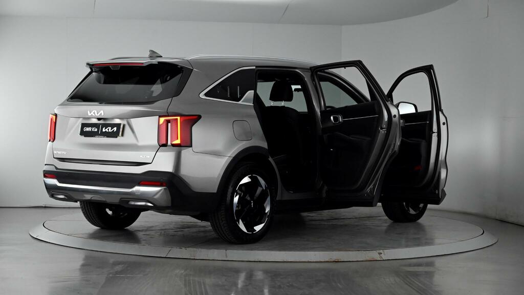 Kia Sorento 4 Grey #82